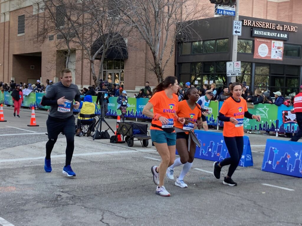 An image of Jasmine Murrell running in a marathon 